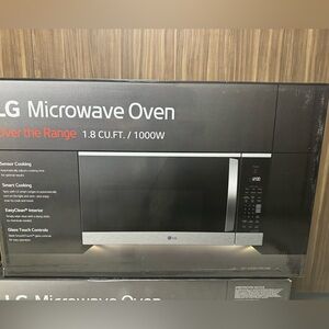 Brand new microwave LG